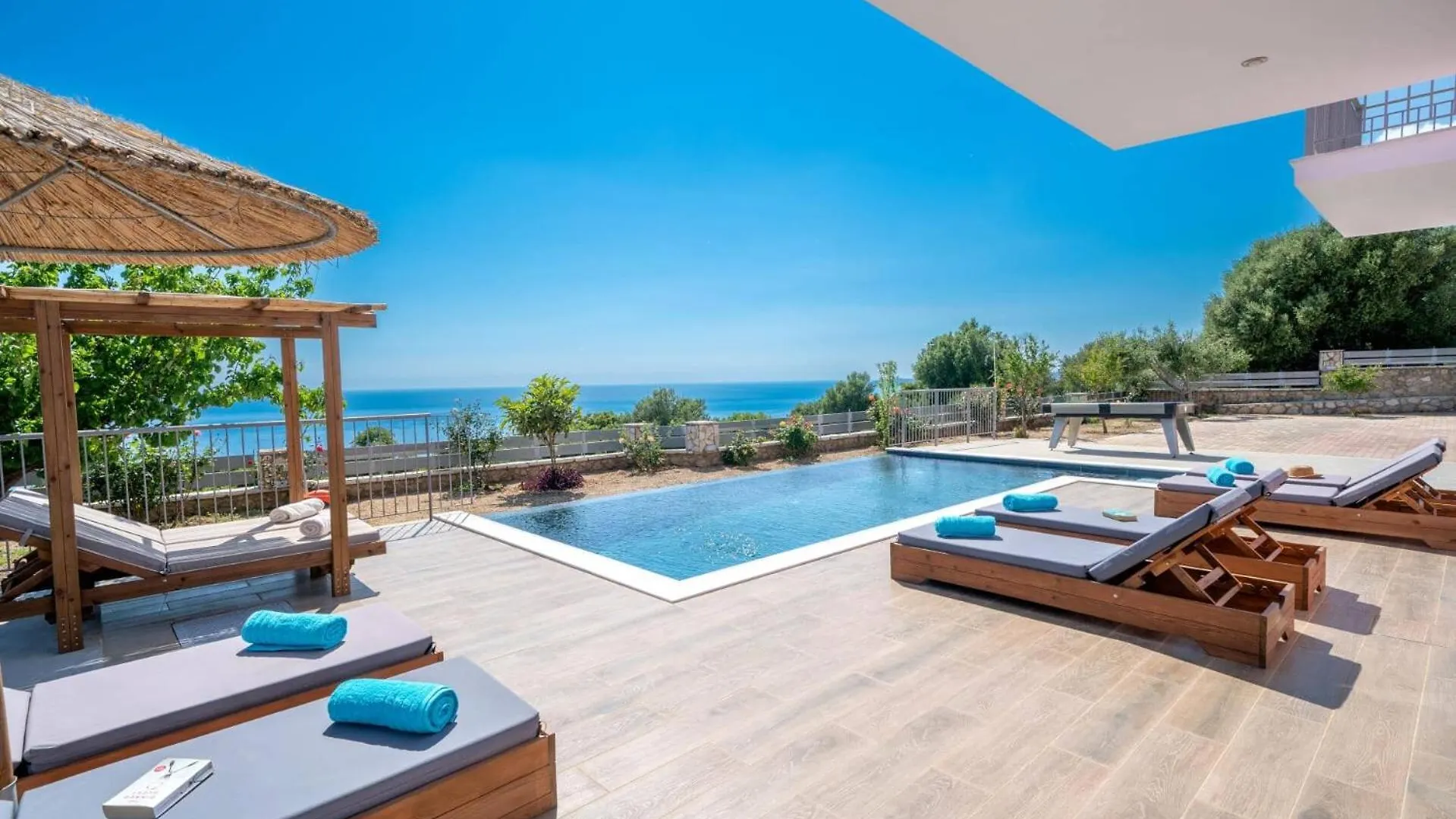 Villa Roz By Villa Plus Plateies